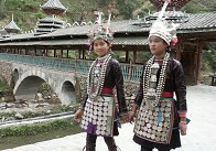 ��λʢ�b���Ķ�������Ů