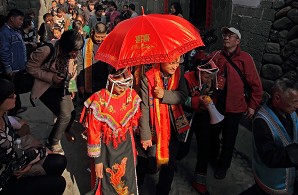 �����ޱ���