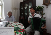 ���˵ļ��˞�ӛ������һ�����L��