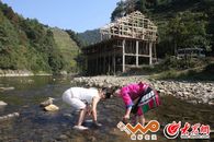 �����G�cСӛ�߬����ڼ��Tǰ�Ľ���׽�~