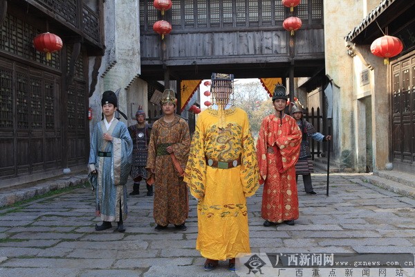 �R�ʇ�(gu��)�HӰ�ǣ������(gu��)�H���^(gu��n)���c���e�ĉ�(m��ng)��֮��