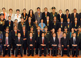 ���\���ȕ�Ҋ���p�١����������Մ��ȫ�w����