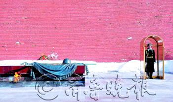 22������,�t���l���ڟo����ʿĹǰ���l����������,����ƽ�ڴ˾��I��Ȧ������������ӛ�ߡ���־�����z