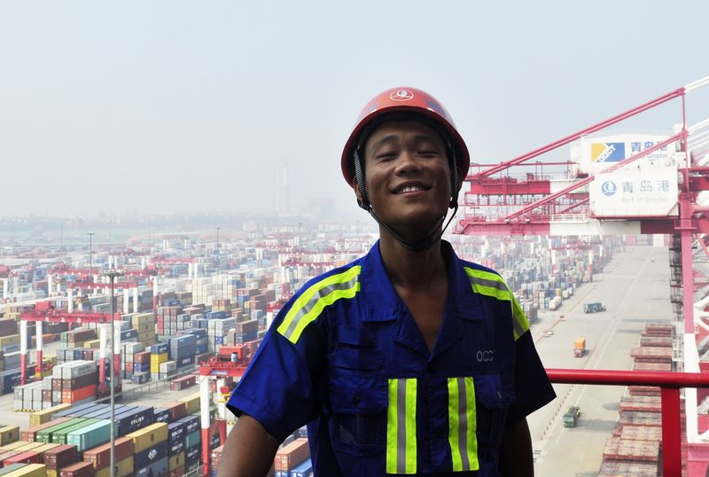 �ھ��x����40�׸ߵĵط���ӛ�ߞ��@λ��֪���Ę��˾�C(j��)������һ����Ƭ�����������u�۵Ę���c���b�䡣���� �z.jpg