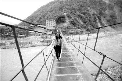 ���d�h��(sh��)ǧ��(z��i)��¶��ס�� ʳ��H���������