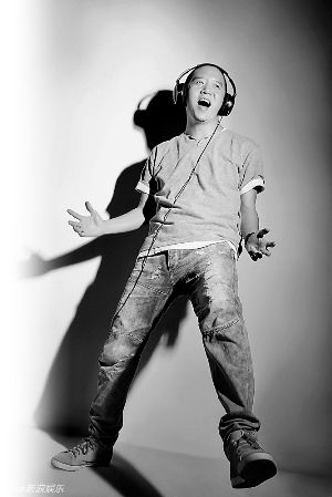 ���TС���J�c�ĺ����ڱ��괺���Ѓ�����Ʒ��