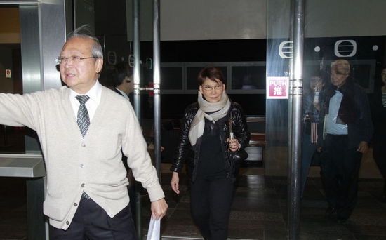 ����ʮ���c�S������λ����ؕ����·�Ī����ݲ��r��܇���룬��߀δҊ����ۙӰ��������2�c��һ���yɫ���Y����լ��܇���d�ē�Ϥ���������õĺ����ѣ����ֳֿ����M���݃ȣ���һֱ�ر�ӛ���R�^��