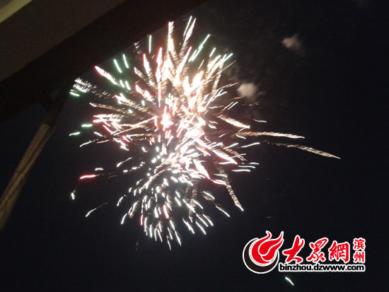 �r��ȼ�ű��ڜp�� �e�O�����ڃ�֮�L�p�ٿ՚���Ⱦ