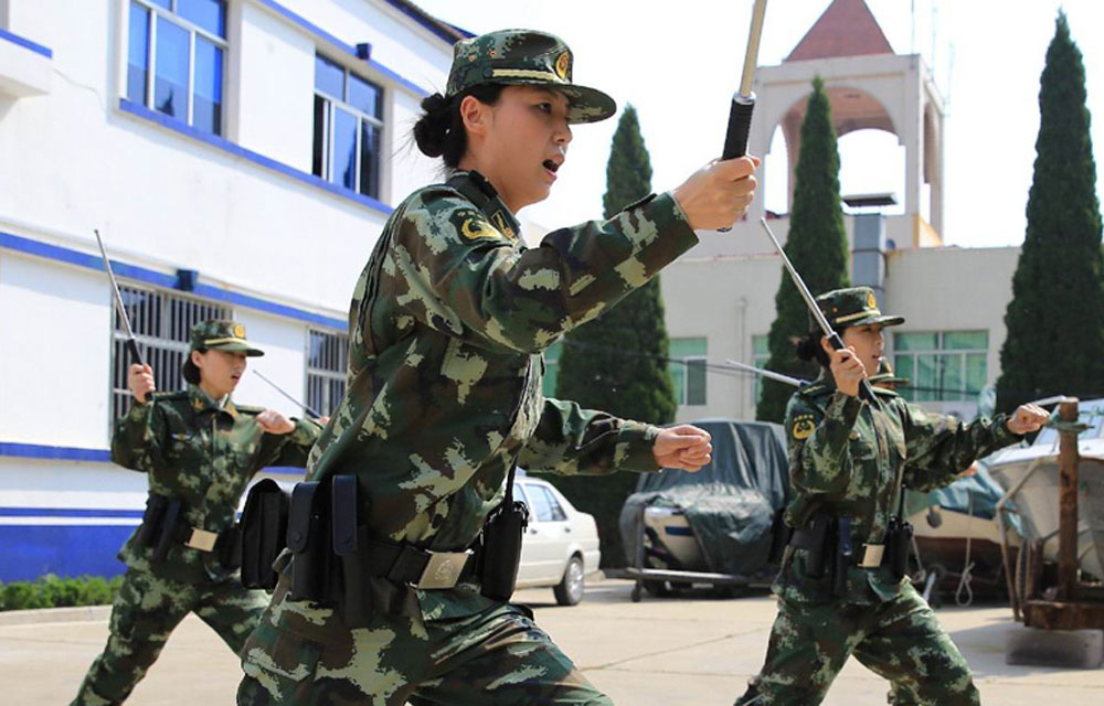 2014��5��1�����磬�ɟ��_߅��֧�Ů�񾯽M�ɵ��Ѕ^(q��)��֧��Ů��Ѳ߉ꠡ���ʽ����,һ���ϙ�G�����ɞ�һ���������L(f��ng)������