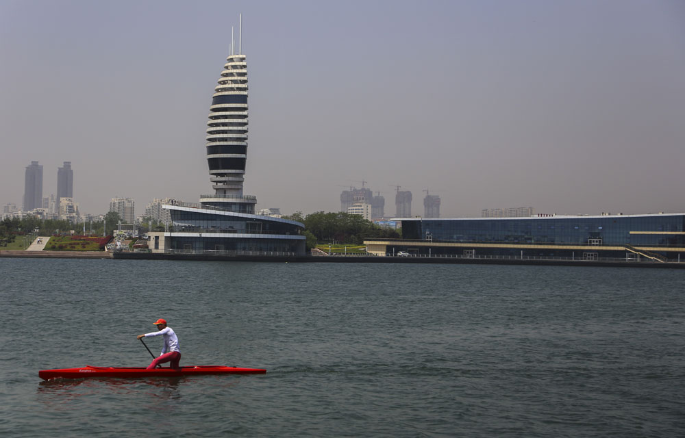 �]�Кg�����]���������ڴ�Ҽ������εĹ�(ji��)�������?n��i)��f��ĬĬ��Ӗ(x��n)�����o����Ӗ(x��n)����