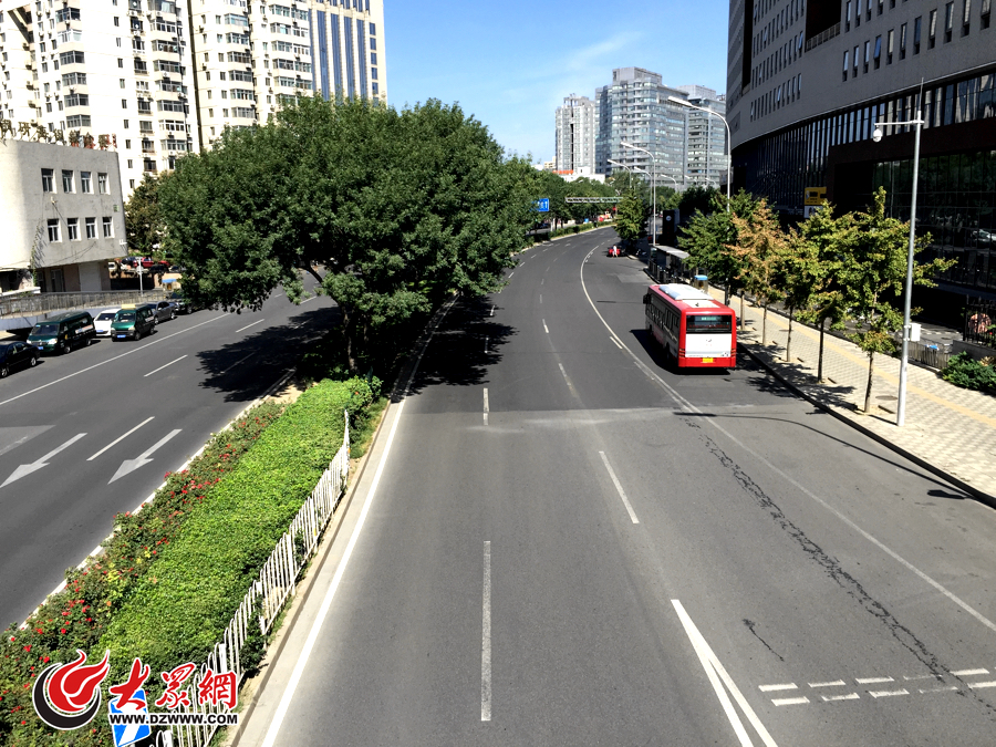 9��3������10�r(sh��)�S������������·������ͨ��W(xu��)��������·��܇�vϡ�١�������ý�w��(b��o)���Mӛ�� �z��.jpg