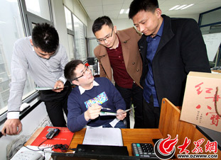 85�󄓿͡��s���ϡ��С�r��