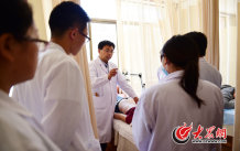 4�������J�飬�t(y��)����(chu��ng)�������F��ؔ�������H�л��ߵĽ�����߀�Ќ��ַ��ͽ�(j��ng)������ȥ������һ����ˮƽ�ĈFꠡ����ԣ��ڽo�����\���r���������Ԃ����̣������v�⡣�󱊾W(w��ng)ӛ�� ���L�� �R���K �z.jpg