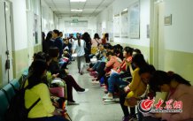 conew_4��25�����磬ɽ�|ʡ���tԺ��Ժ�^�D�a���T�\�⣬�����\���Ļ��߂��Ⱥ������ȃɂȵ��L���ϡ��󱊾Wӛ�� ���L�� �R���K �z.jpg