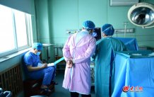 conew_4��25�����磬���xͩ��һ�_�p̥���gǰ�����ڴ�߅��̤��������P���g���ϡ��󱊾Wӛ�� ���L�� �R���K �z.jpg