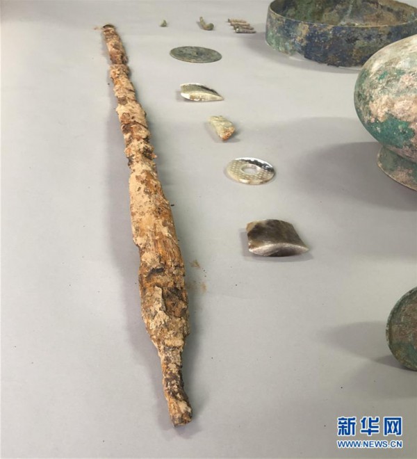 ���D�Ļ��ӣ���3�����ϳ����Z�����i���~�� ������3000ml����Һ�w