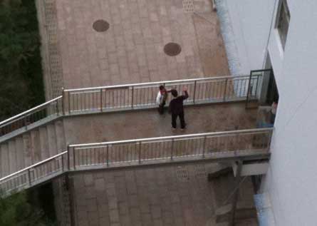 ����߀��l��3����Ƭ