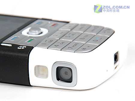 魄力不小諾基亞旋轉(zhuǎn)智能音樂5700評(píng)測(4)