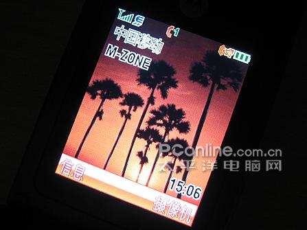 摩托羅拉W510評測 超高性價比摩托金屬超薄翻蓋W510評測(3)