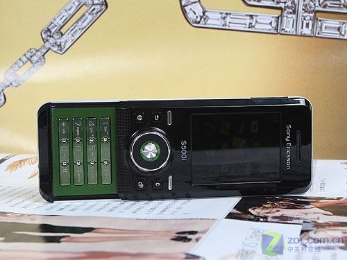 時尚手機新教主 滑蓋炫燈索愛S500i評測 時尚新概念索愛超薄滑蓋機S500i評測(11)