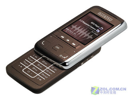 浪漫風(fēng)格阿卡商務(wù)滑蓋機(jī)C825圖賞