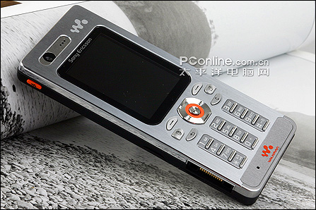 索愛W880評(píng)測(cè)