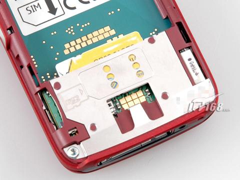 完美結(jié)合諾基亞商務(wù)滑蓋機(jī)E65評測(4)
