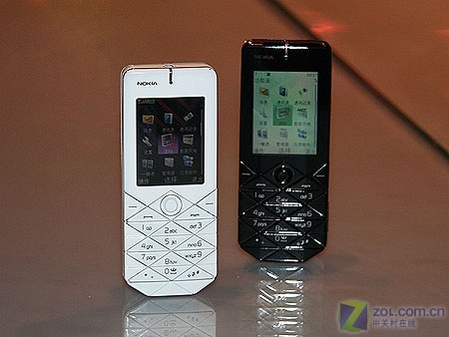 時(shí)尚潮流諾基亞九款新品手機(jī)圖賞