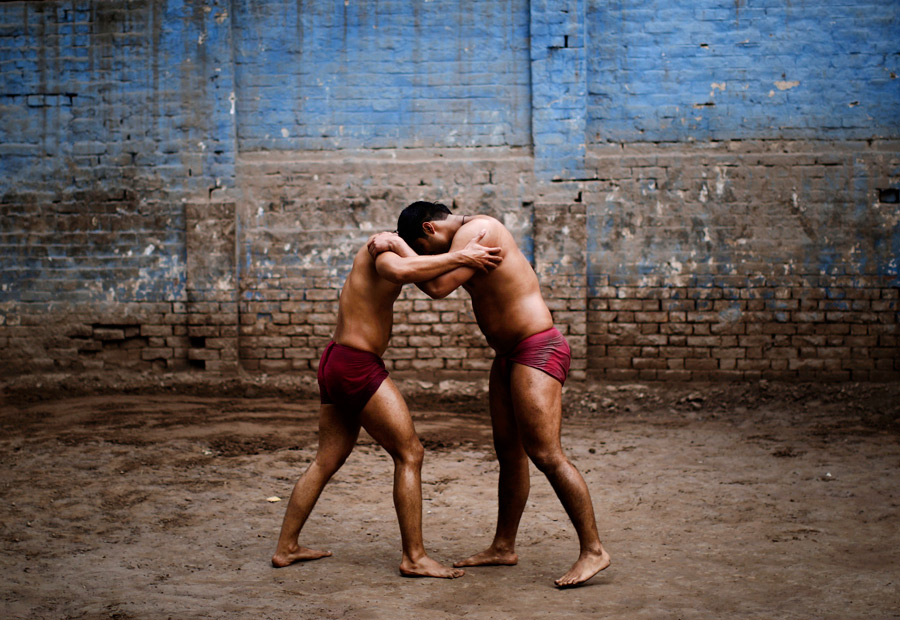 �zӰ��Muhammed Muheisenӛ��°ͻ�˹̹����ʲ�١�ˤ���ֵ�Ӗ������������ʲ�١�ˤ���ֵ�Ӗ���M�ǳ�����ÿλˤ����һ���Ӗ���������M8.5��Ԫ��12��Ԫ�����а�����Ħ�M��ʳ���M���n���M��