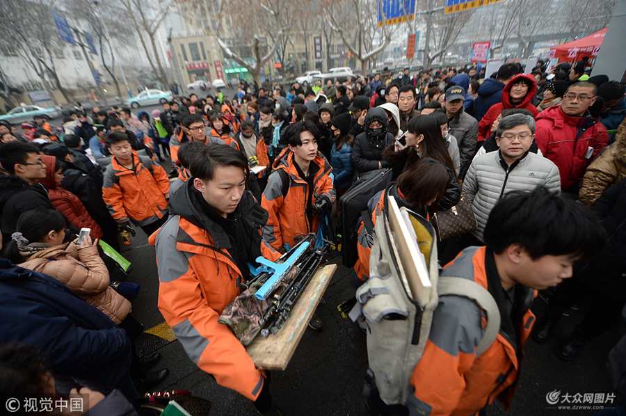 2018��1��7�գ��ڝ���ʮһ�п��c���O�п���35�������п���1050���������c���_ʼ���࿼���ڼ��L��������M�뿼�c��