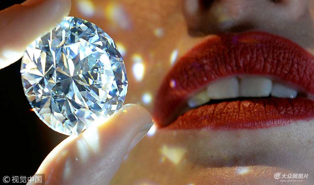 ��(d��ng)?sh��)ؕr�g2018��2��8����Ӣ�����أ�һ�w102.34�����oϾ���@�ڂ����K�������u��չ�����A(y��)Ӌ�ۃr�_(d��)3370�f��Ԫ��