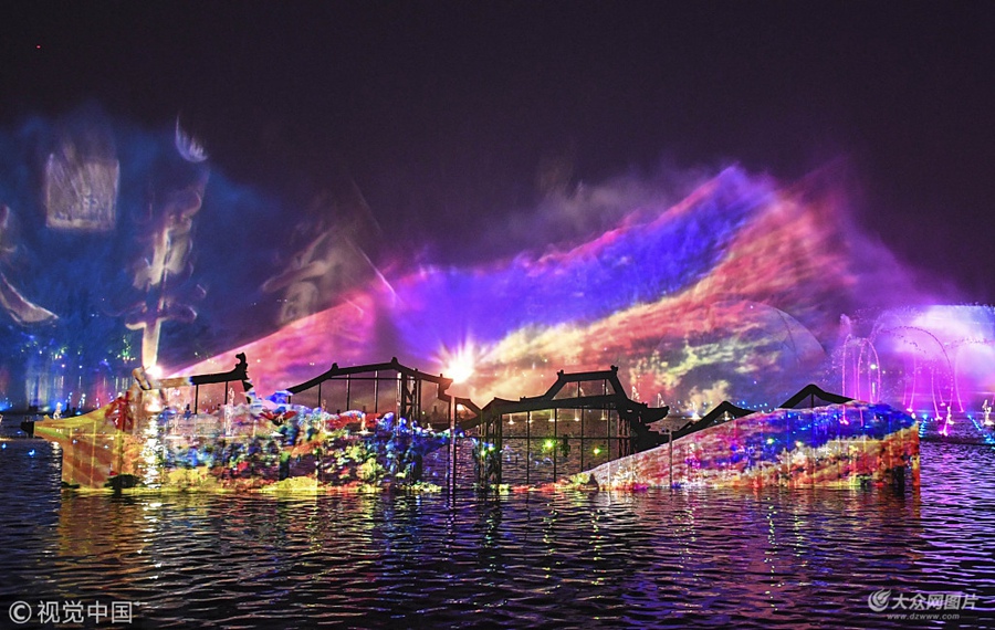 6����8�c30�֣��������״����ࡣ�������㡱��һ���R����Ȫ�����𡢇��F����ꇹ�̺�����ݴ󴬡�����ͤ�_��ͶӰ����ȾC�����[�ġ�ҕ �w򞣬�C��ˮ�㡱��������C�ϼ��g�ׄ������HƷ�|���˵ġ�ҹ�����ήaƷ����