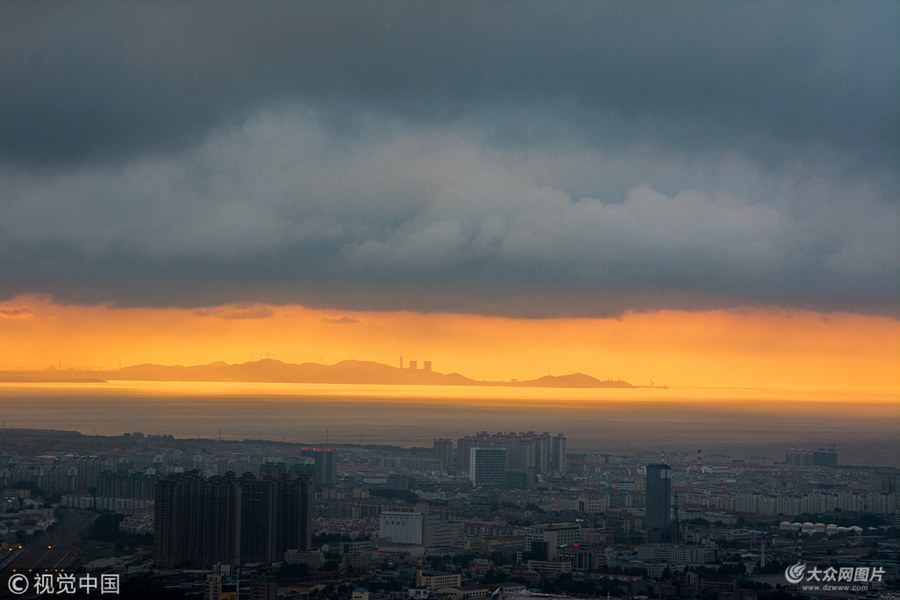 2018��7��24�հ�����ɽ�|���_���_�L(f��ng)Ӱ푣������ꇣ����Ɖ��͵����ӳ�r������Ϧꖿ��ƴ�Ƭ��