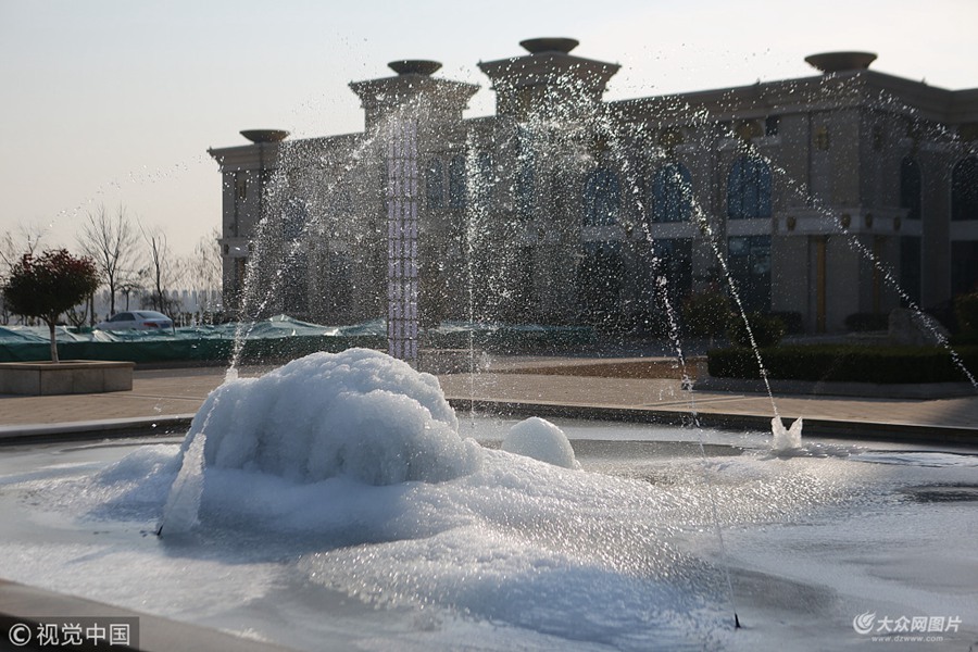 2018��12��10�գ�ɽ�|�I�ݣ���(qi��ng)��՚����u�����؅^(q��)������E����-8�棬��(d��ng)?sh��)�һ�ҾƵ�ć�Ȫһҹ֮�g�����ɡ���Ģ�����������S��ˮ���ć�ӿ�^�m(x��)���ߡ�