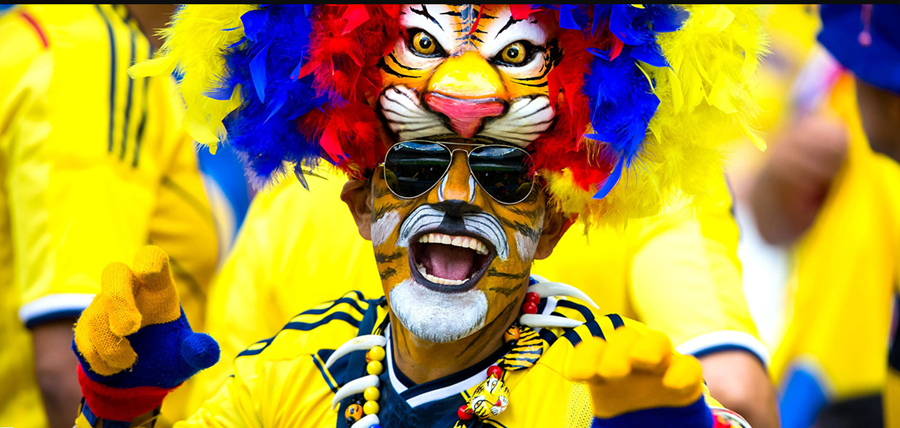 6��14�գ�һ���炐�ȁ��(du��)�������_ِǰ����(d��ng)�գ��ڰ���ؐ��W������׃�(n��i)�_������M(j��n)�е�2014��������籭С�MِC�M��ِ�У��炐�ȁ��(du��)���ϣ�D�(du��)��