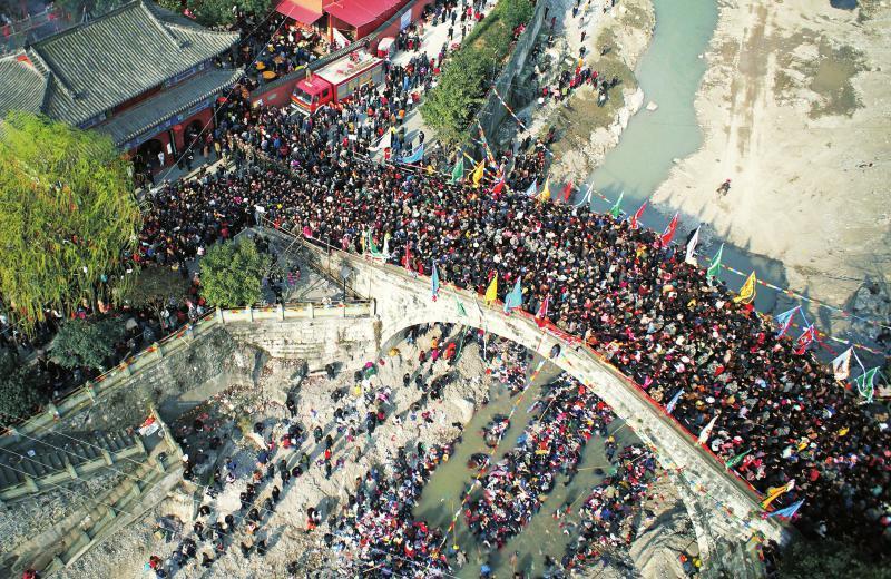 �Ĵ��dꖰ��hһ��һ�ȵ����׹�(ji��)�ա�������ˮ�Ș��(hu��)���������ˮ�(d��ng)?sh��)ؼ��������?0�f���ο͡�