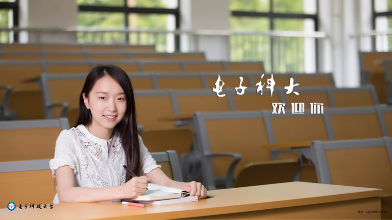 ������һ�M��11������W�L�������W��M�ɵ���ӿƴ���������΢���ϻ����f�t����Ƭ�еČW�L�͌W�ゃ����ӿƴ���ˮ�ӌWУ��У�@��̎�������ø߿��W�ӂ�΢Ц������