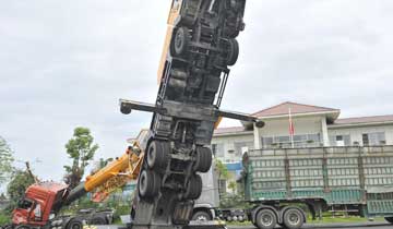 �ɶ�һ��܇����U؛܇ �Լ���������.jpg