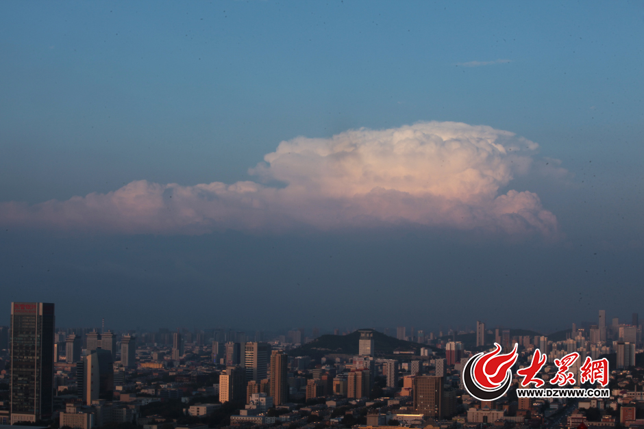 8��25�հ����������۽�ĺ�ƺϱ̣����ϵ���մ�Ƭ���������������c�{�������ӳ��Ȥ����ɫ�H����^���󱊾Wӛ�� ���L�� �w�� �z