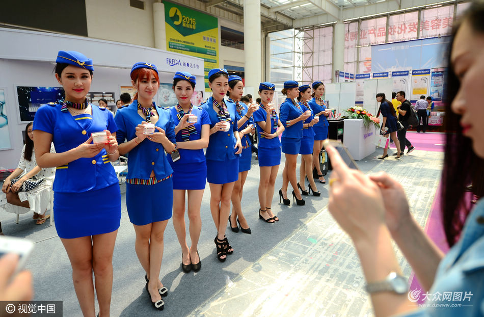 2016��5��5�գ�ɽ�|ʡ�������e�е�31���Ї������ϣ����H�������l���yƷ�a�I���[������������ݡ����y��������I�F��չʾ���¼��g�ͮaƷ��