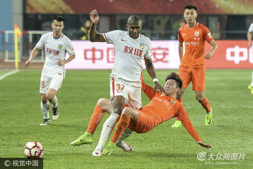 2017ِ���г�ِ��27݆����һ�������Y�񠎊Z��ɽ�|���͈ܿ�0-0��ƽ���ཡ������ِ��݆���١�