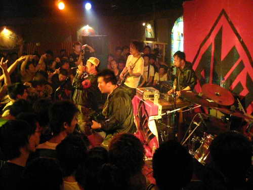 AK-47���(du��)�������ٿ��y�����о���F(xi��n)����Ԓ