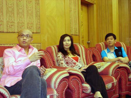 ��Ů�ɶ����^(q��)�u(p��ng)ί¶��Ԓ(hu��)��Ů��ɶ�����ù�(�D)