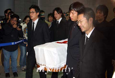 �D�ģ��������Y�e�и�׌׷����׃�ɜI��(4)