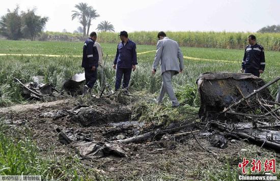 ��������y���z�w�\���_�_ �����v��ۿ��I�°���